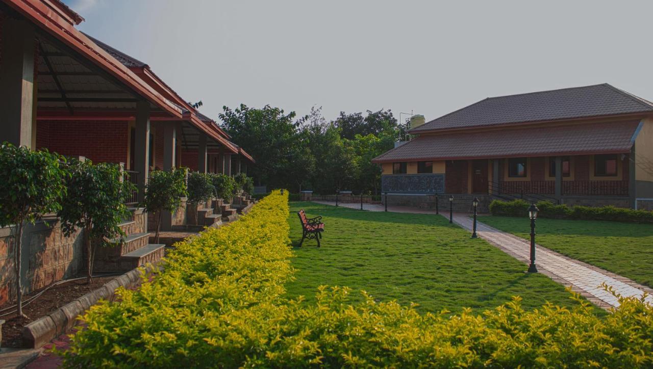 Wildcat Resort Tadoba Sirkada Экстерьер фото
